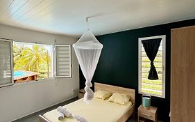 Bungalow confortable avec parking gratuit
